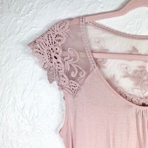 🦖a.n.a Knit Tank Top Blush Embroidered Lace LARGE